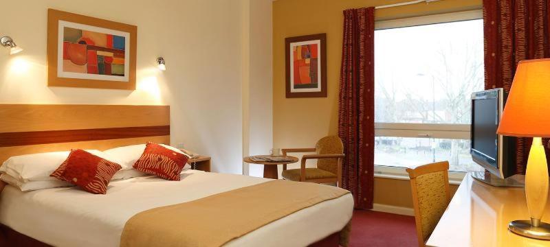 Leonardo Royal Hotel Edinburgh - Formerly Jurys Inn Room photo