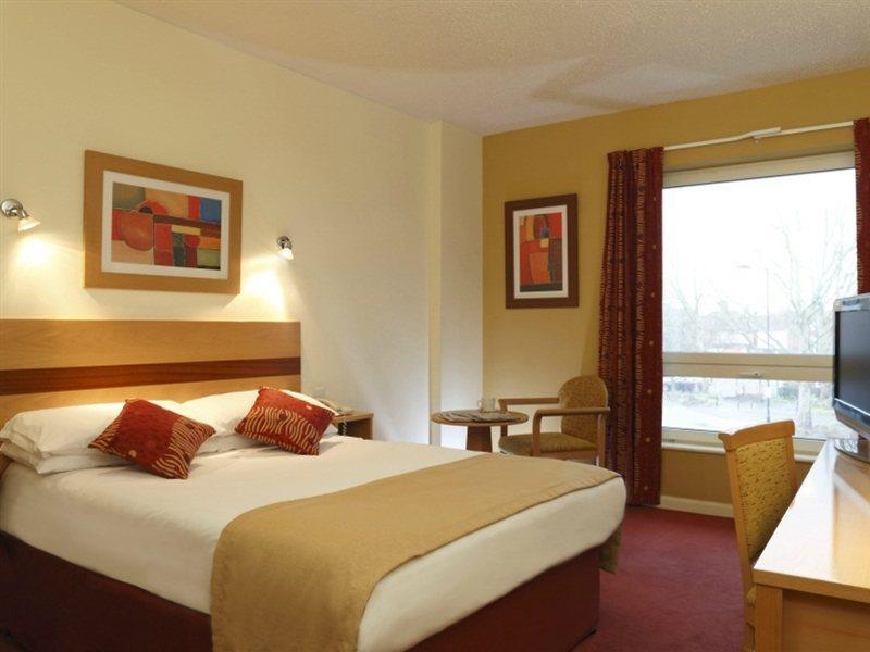 Leonardo Royal Hotel Edinburgh - Formerly Jurys Inn Exterior photo